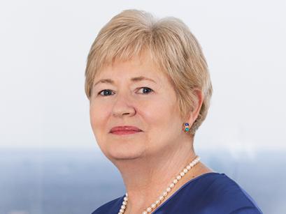 Nancy Burke Headshot