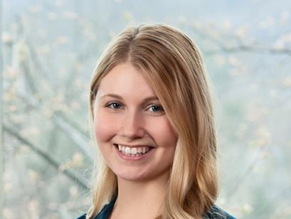 Margaret Grace Nolan Headshot