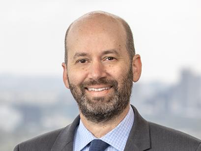 Jeffrey Goodfried LinkedIn Centered Headshot