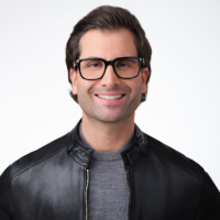 Aarash Darroodi headshot