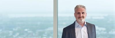 Gary Lipkin Bio Headshot With Wilmington Background